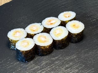 Hosomaki z krewetką tempura (8 szt.)