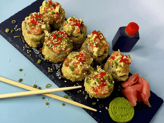 Tempura Tatar Łosoś (8 szt.)