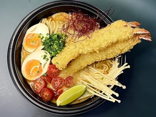 Tom Yum Ramen z krewetkami 🌶️