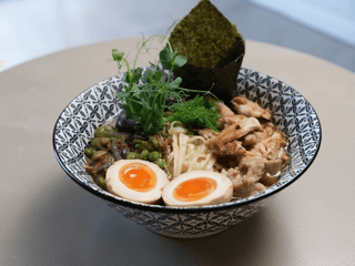 SHOYU RAMEN CU PUI