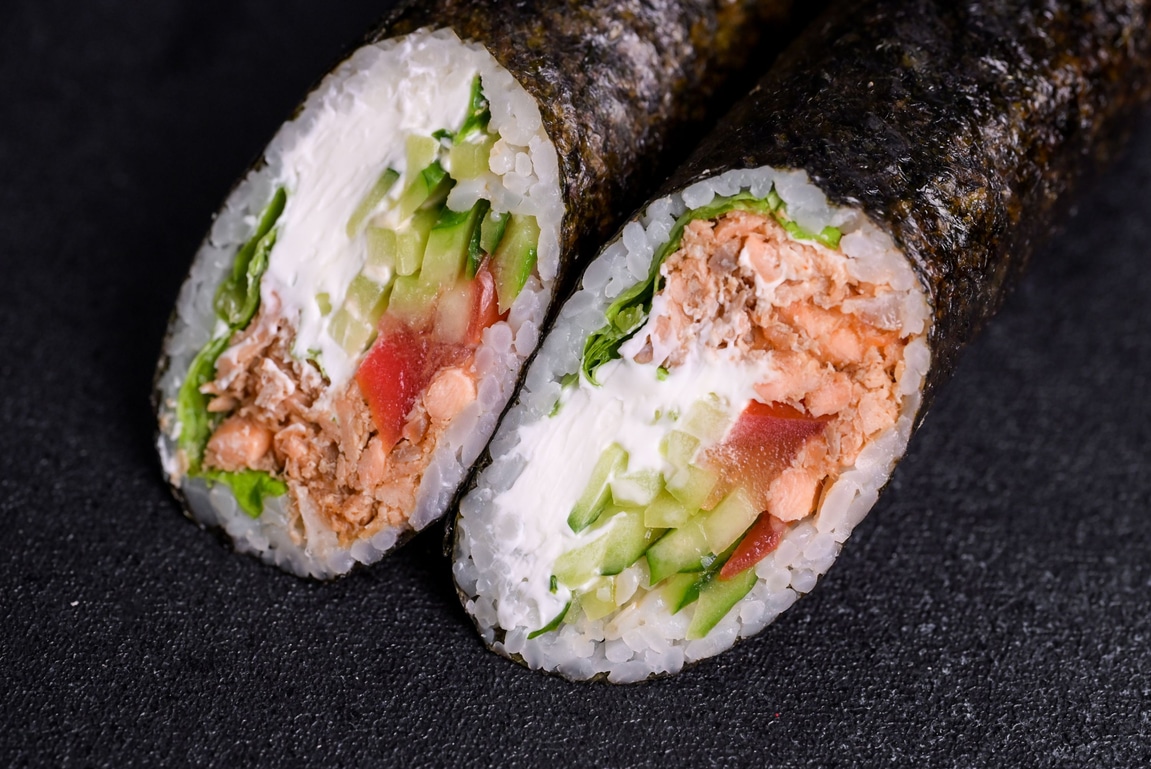 Суширітто зі смаженим лососем