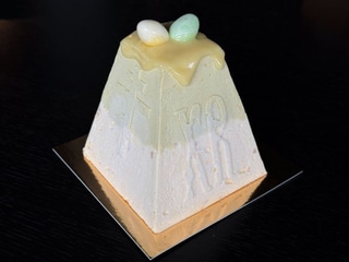 Паска сирна фісташкова