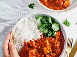 Tofu masala + riis+köögiviljarullid