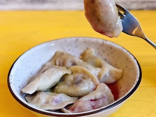 Вареники з вишнями та медом