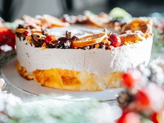 Sernik z musem pierniczkowym