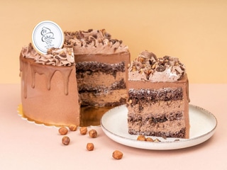 Tort keto Nutella z chrupiącą praliną