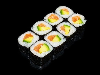 SAKE AVOCADO MAKI