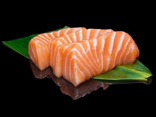 SAKE SASHIMI