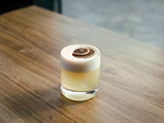 Коктейль Whisky Sour (100)