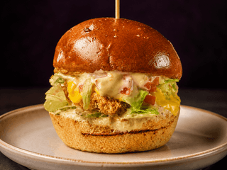 Crispy chicken burger