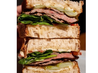 Сендвiч з телятиною та трюфельним соусом