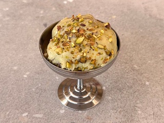 Профітроль фісташковий