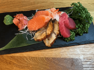 Sashimi set 8pc