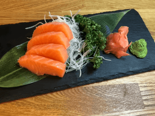 Sake sashimi 4pc