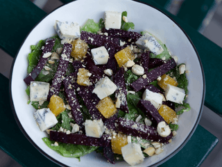 Салат з буряком та дорблю