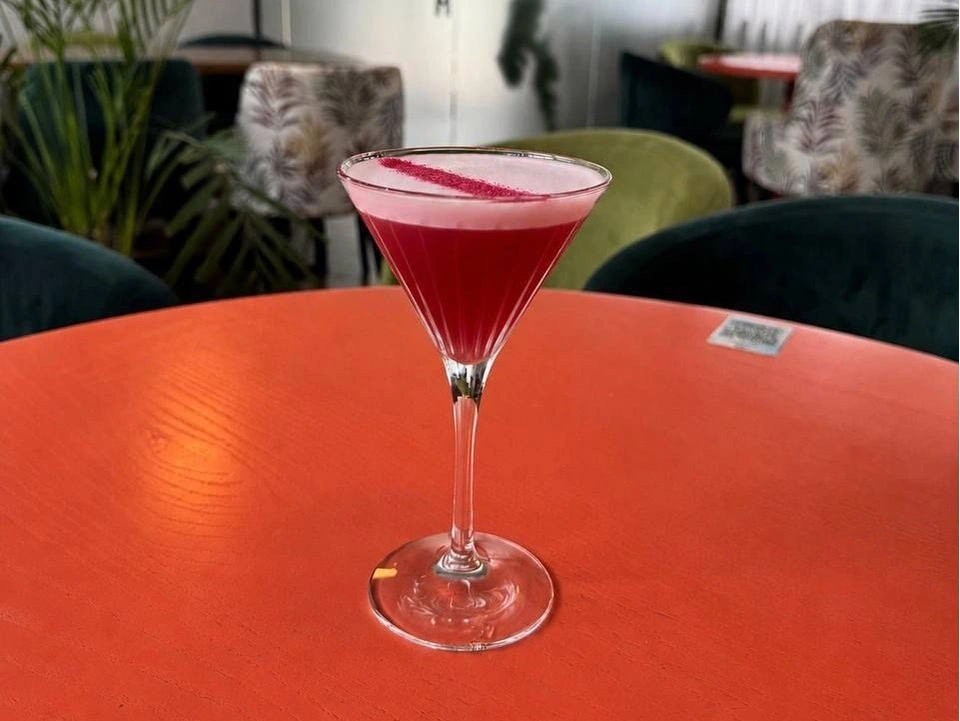 Коктейль Clover Club