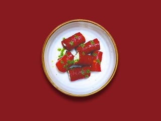 Рулетики запеченого перцю з крем-сиром