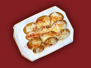 Картопля з сиром сулугуні