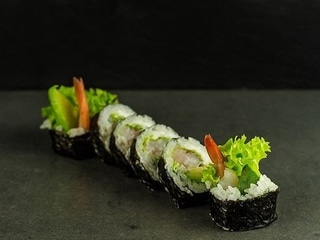 Futomaki parzona krewetka