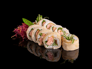 Tamago maki Łosoś pieczony