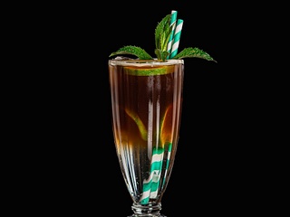 Espresso tonik 22 zł | 140ml