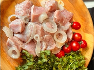 Шашлик маринований з індички