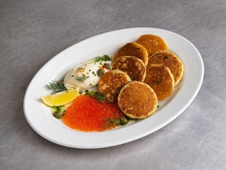 МІНІ-ПАНКЕЙКИ З ІКРОЮ