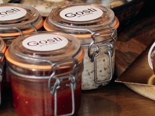 Соуси(аджика, хрін, лабне, барбекю, грибний, гострий) 