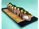 Рол філадельфія з лососем та хіяші (Японія)