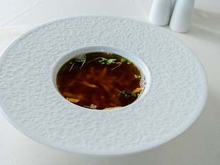 Rindssuppe mit Frittaten