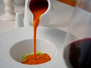 Tomatencremesuppe mit Avocado