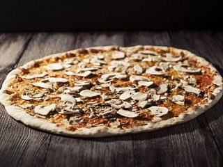 2. Funghi - žampionová