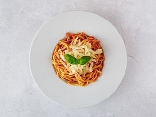 Spaghetti Bolognese con parmigiano