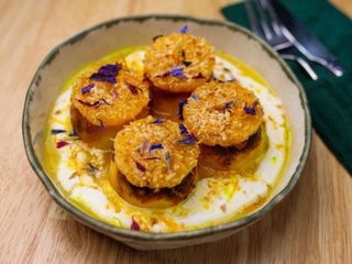 Сирники з  мандарином та ніжним крем-йогуртом