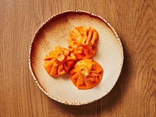 Chinkali Tom Yum z krewetkami i małżami 3 szt