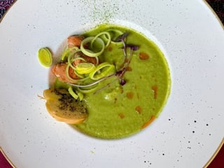 Суп-пюре з цибулею порей