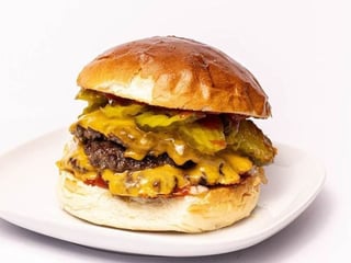 Classic Cheeseburger