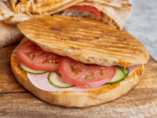 BALKAN TOST Z WARZYWAMI