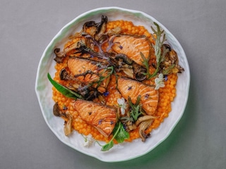 Філе лосося з птітімом (250г)