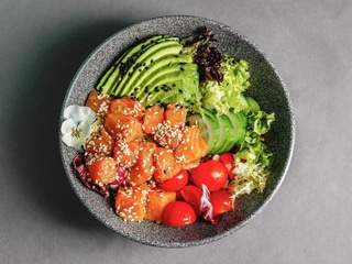 Поке з лосося