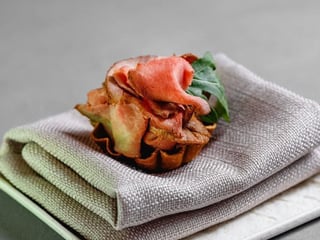 Кростіні з ростбіфом 