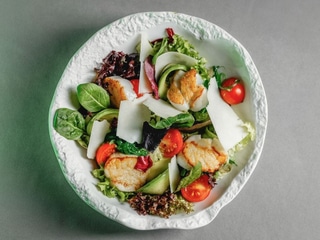 Салат з морськими гребінцями