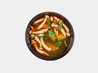 2. Tom Yum polévka 🌶