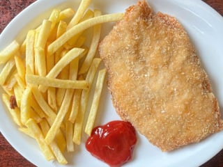 Kurczak z frytkami dla dzieci