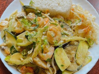 Krewetki na zielonym curry