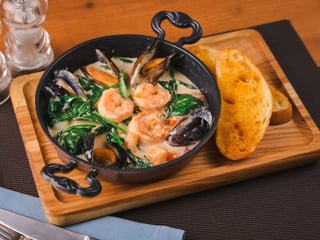 Соте з морепродуктів