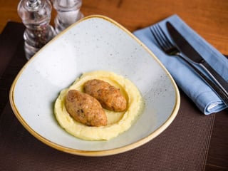 Котлети курячі з пюре або гречкою