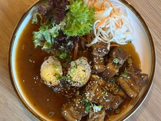Thit kho tau