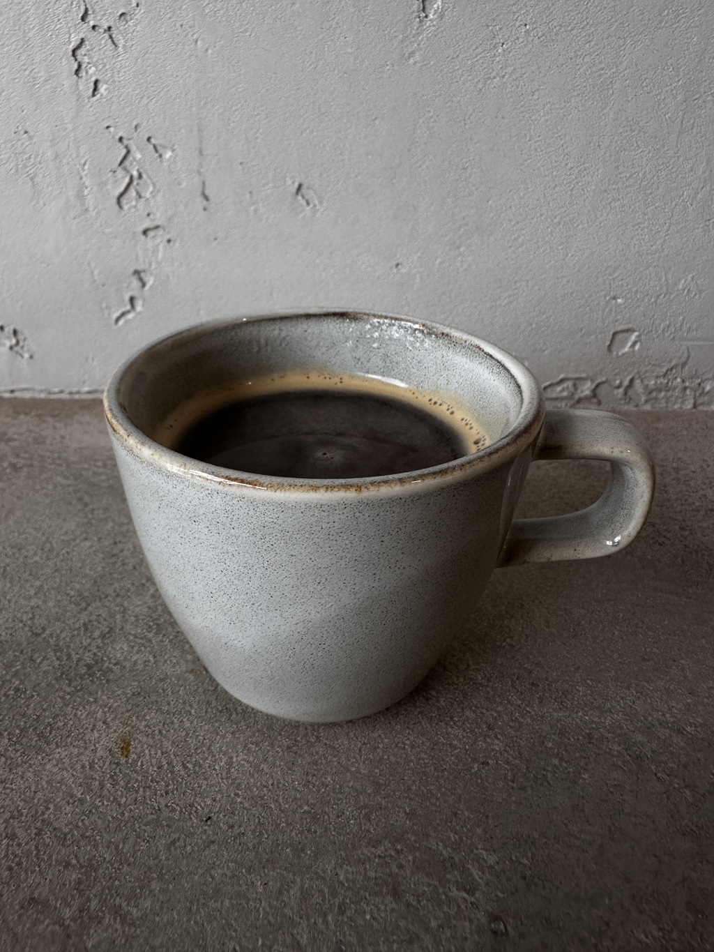 Long Black, espresso sobre agua caliente, en HAVEN