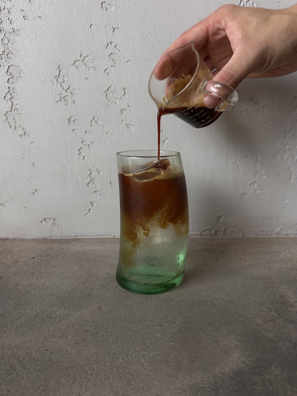 Espresso Tonic con hielo en HAVEN, Malilla